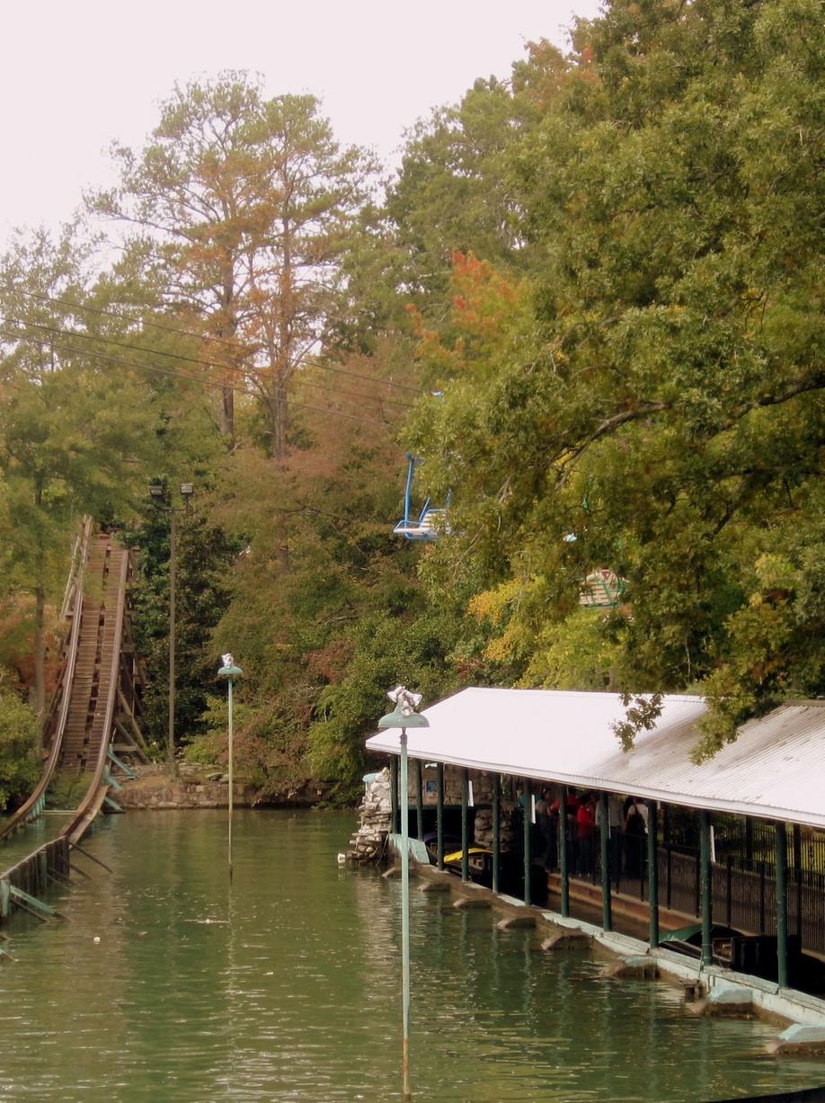 Lake Winnepesaukah Amusement Park